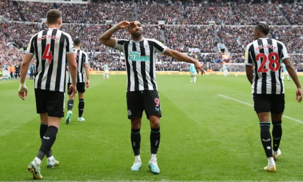 Newcastle United move to within touching distance of Europe with 3-1 win  over Saints